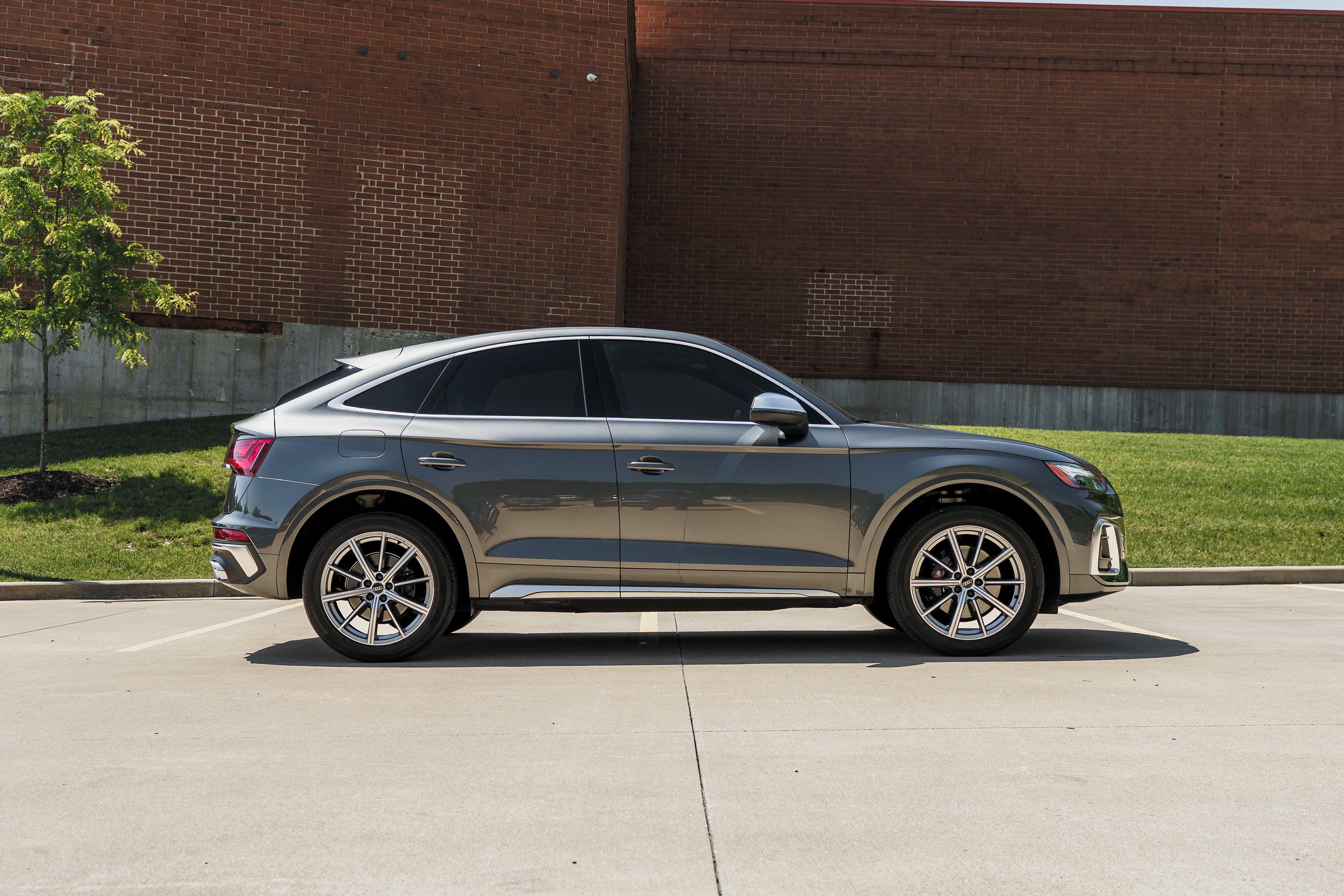 Used 2023 Daytona Gray Pearl Effect Audi Premium Plus image 3