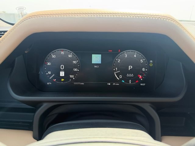 New 2026 Santorini Black Land Rover S image 14