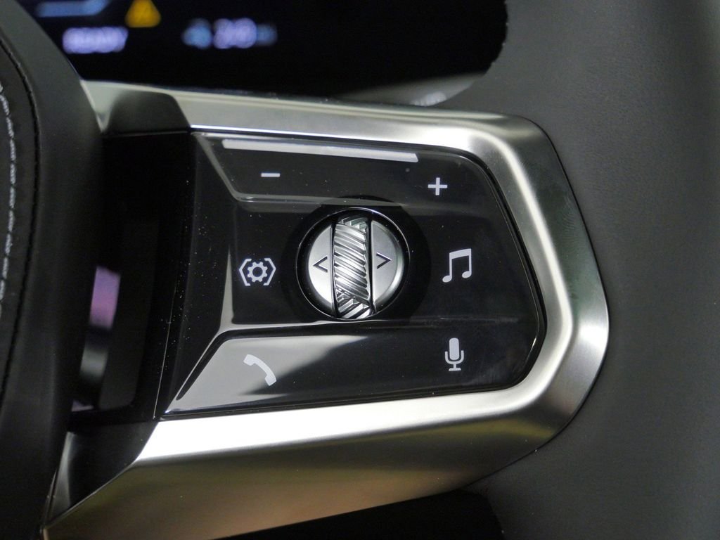 New 2026 Carbon Black Metallic BMW xDrive60 image 41