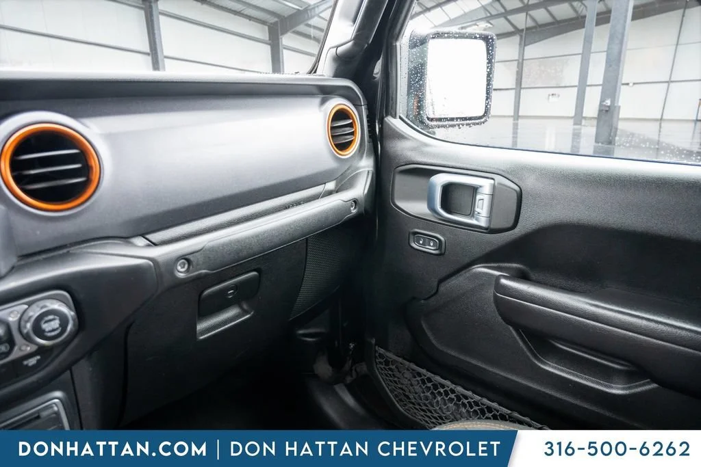 2021 Jeep Gladiator Mojave - Photo 18
