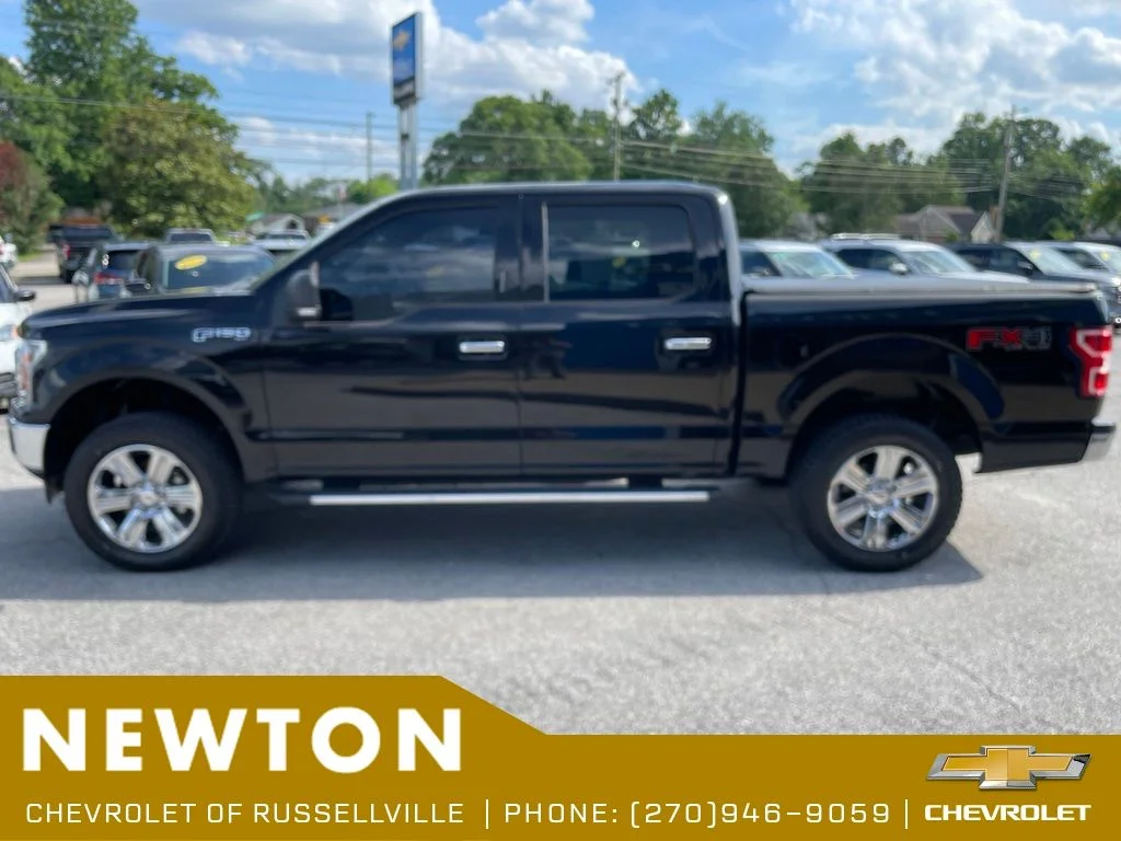 Used 2018 Shadow Black Ford XLT image 35