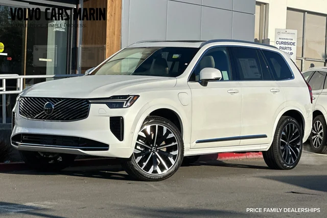 2026 Volvo XC90 plug-in hybrid T8 Plus 7-Seater