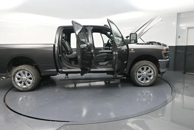 2026 RAM 2500 Laramie - Photo 37