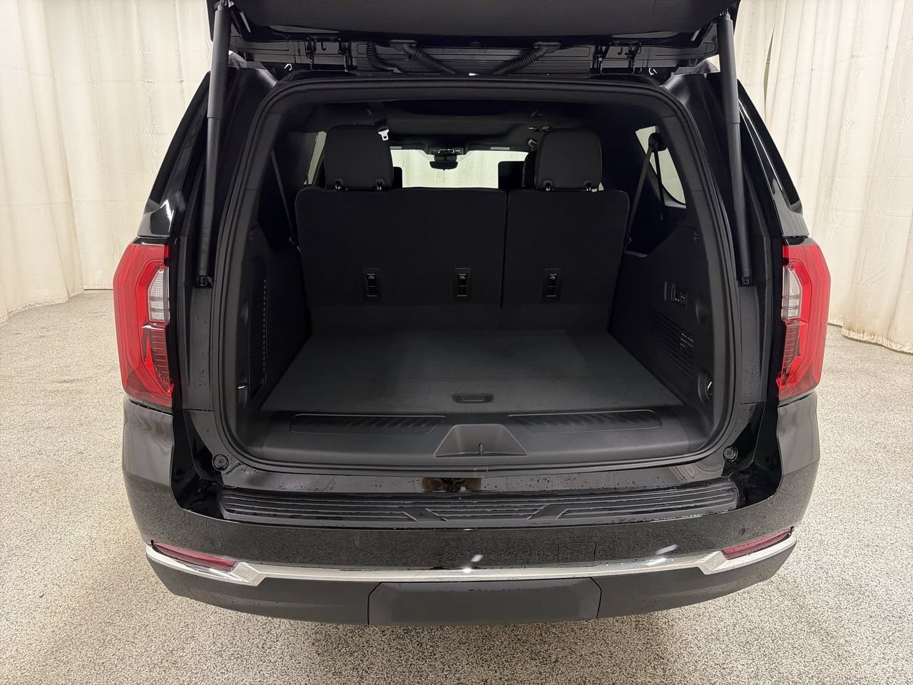2026 GMC Yukon XL Elevation - Photo 17
