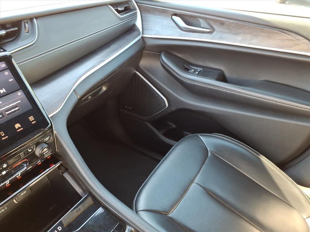 Used 2024 Baltic Gray Metallic Clearcoat Jeep 4xe image 24