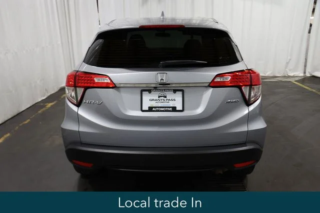 Used 2022 Silver Honda LX image 4