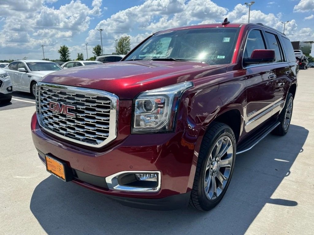 Used 2019 Crimson Red Tintcoat GMC Denali image 8