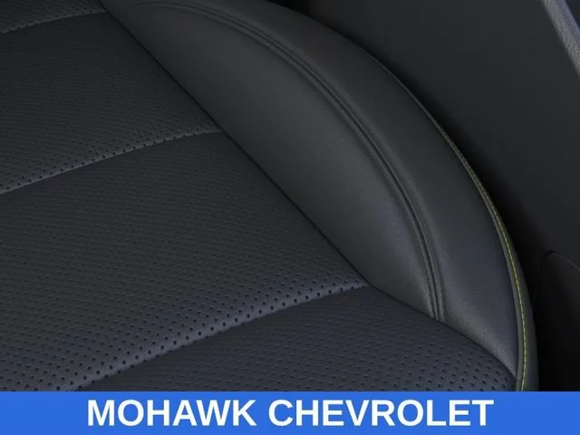 New 2026 Summit White Chevrolet ACTIV image 21