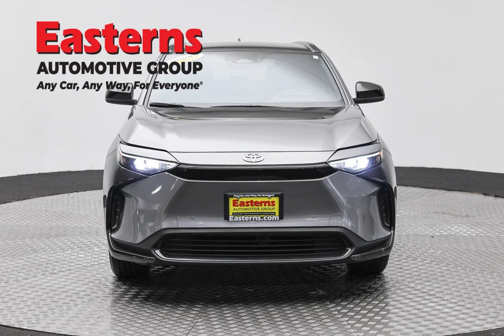 Used 2025 Gray Toyota XLE image 2