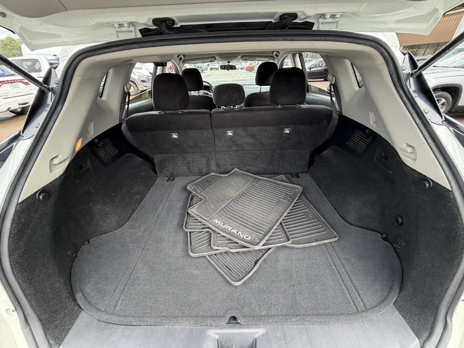 Used 2019 Pearl White Tricoat Nissan S image 18