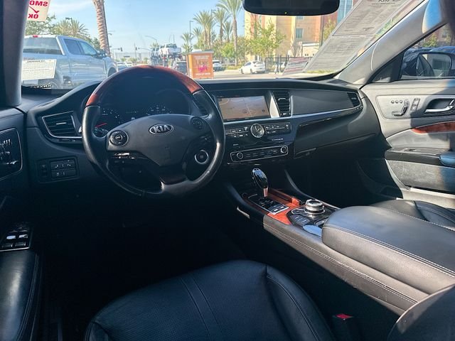 Used 2015 Blue Kia Luxury image 23