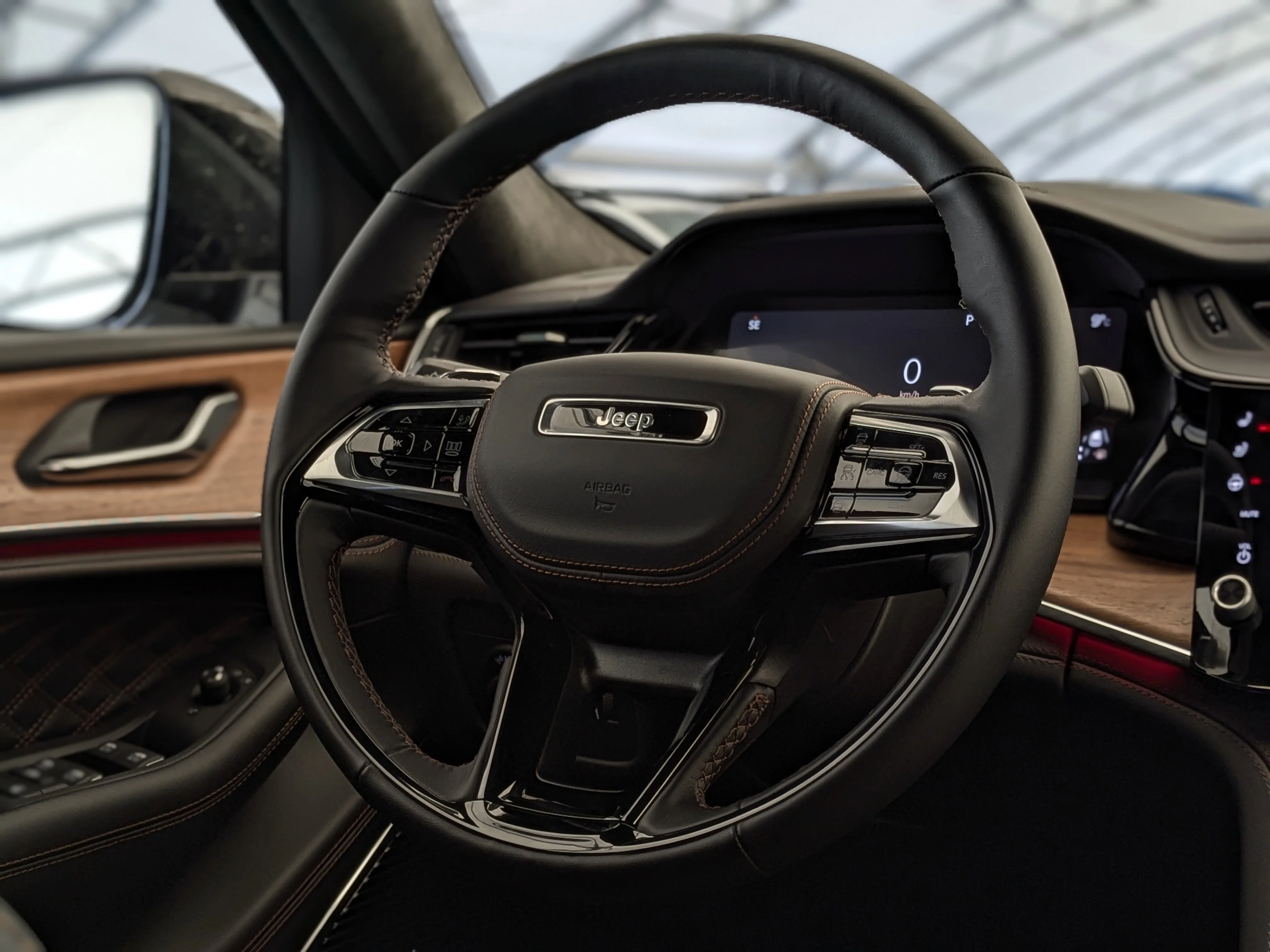 New 2026 White Jeep Summit - - Pano Sunroof - Palermo Lthr - Head-Up Display - Night Vision - Massage Seats & More! image 18