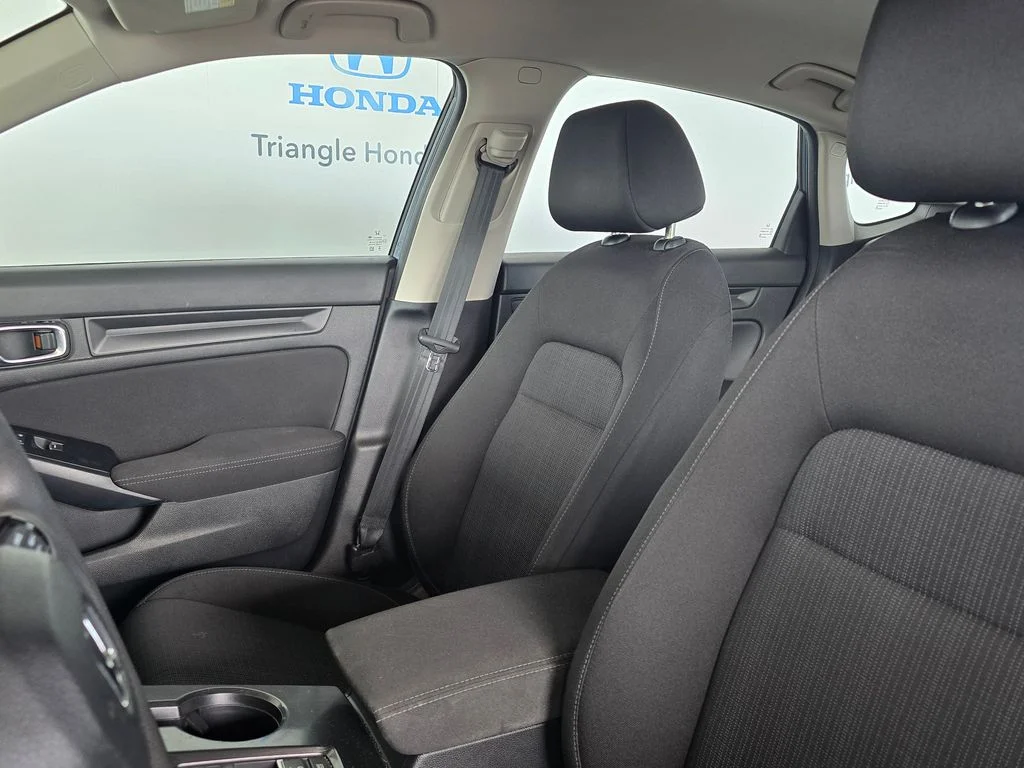Used 2025 Red Honda LX image 11