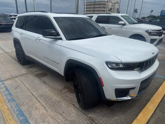 2022 Jeep Grand Cherokee L Limited 4x4's photo