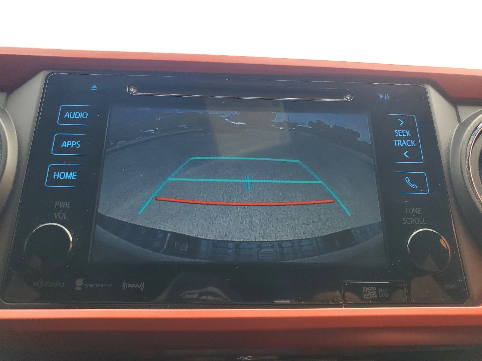 Used 2016  Toyota  image 26