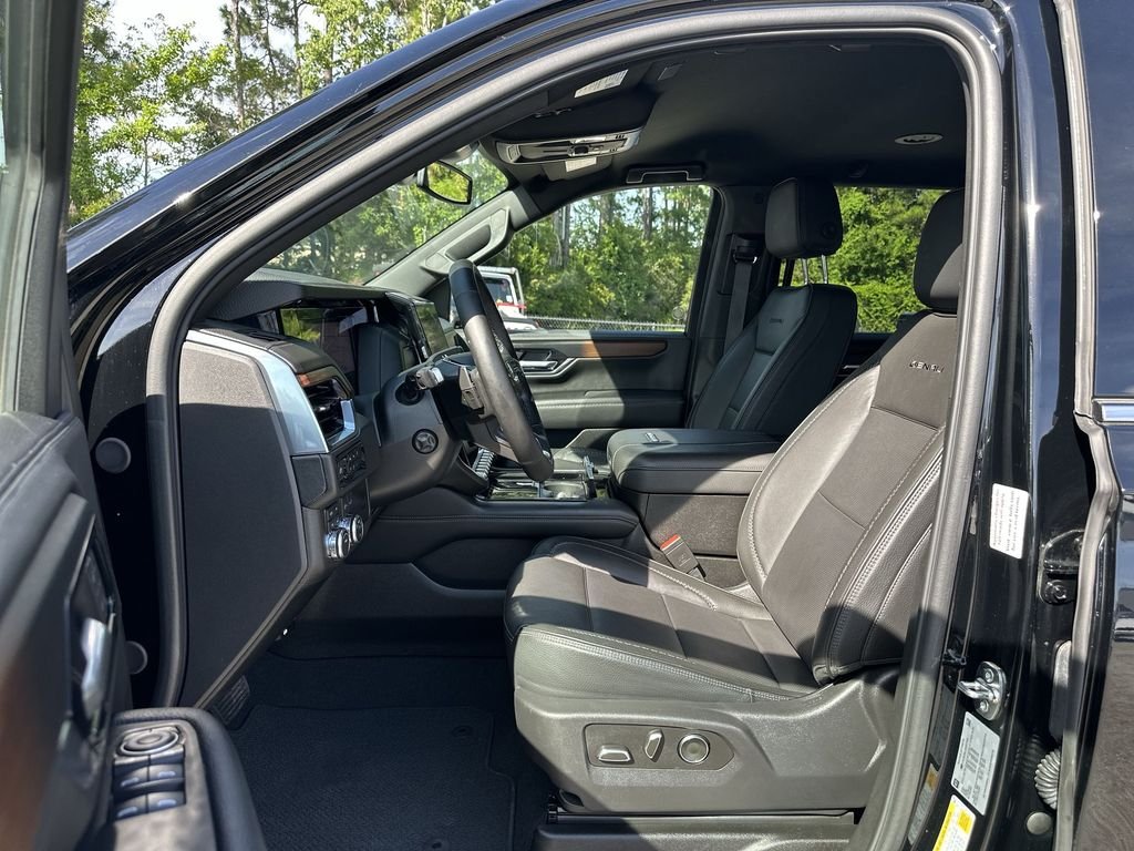 Certified Used 2025 Onyx Black GMC Denali image 19