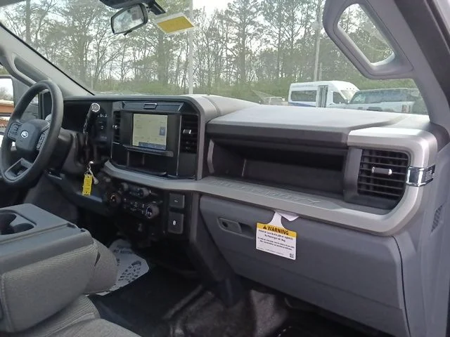 New 2026 Oxford White Ford F-250® XL image 36