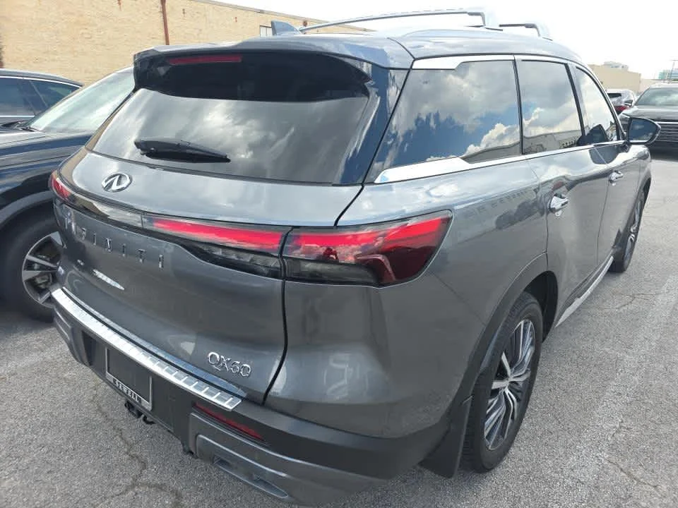 Certified Used 2023 Graphite Shadow INFINITI SENSORY image 5