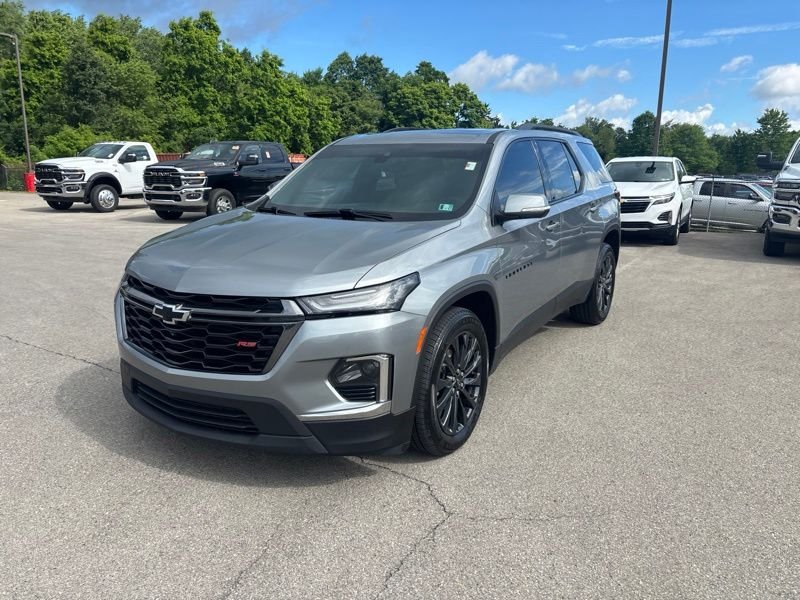 Used 2023 Gray Chevrolet RS image 7