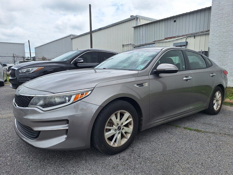 2016 Kia Optima LX AT's photo