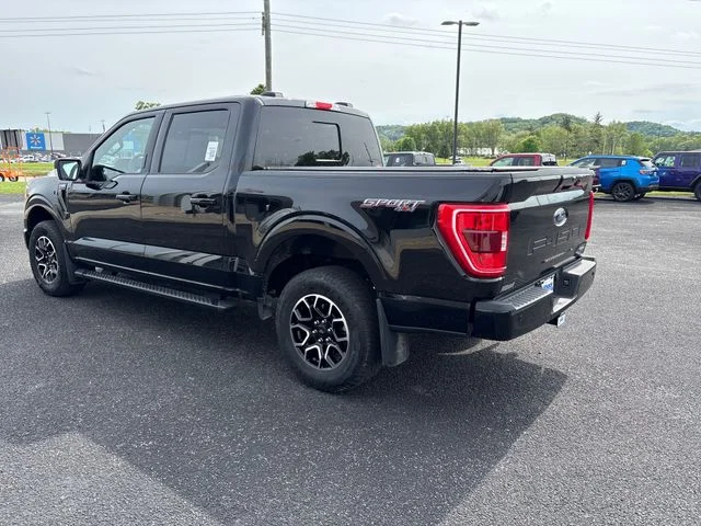 Used 2023 Black Metallic Ford XLT image 5