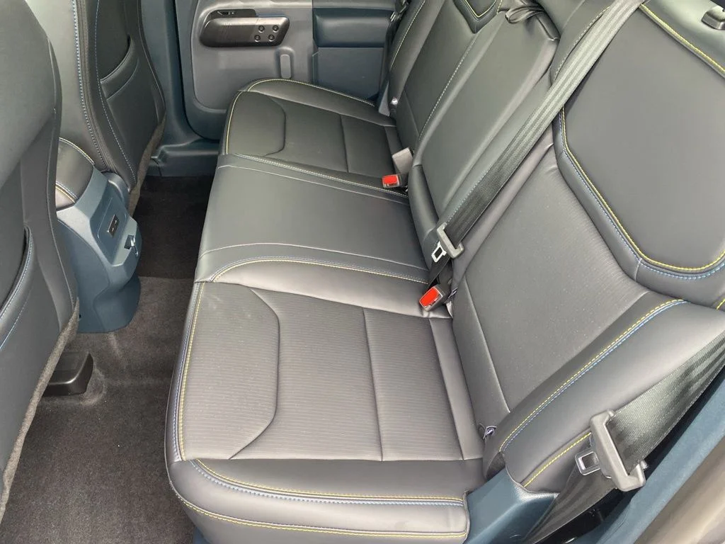 New 2026 Carbonized Gray Metallic Ford Lobo™ image 30