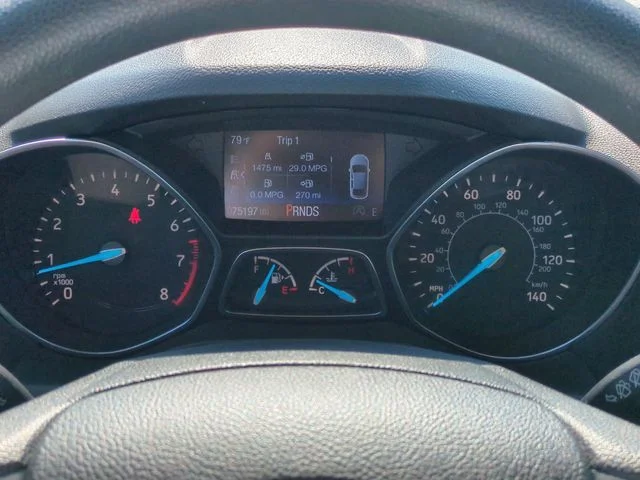 Used 2017 Gold Ford SE image 18