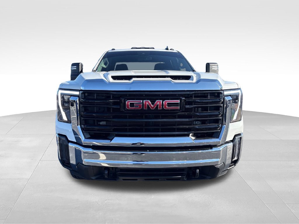 Used 2025 White GMC Pro image 8