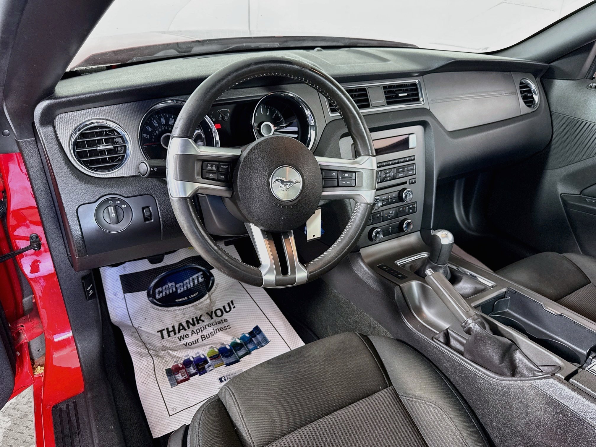 Used 2014 Red Ford V6 image 14
