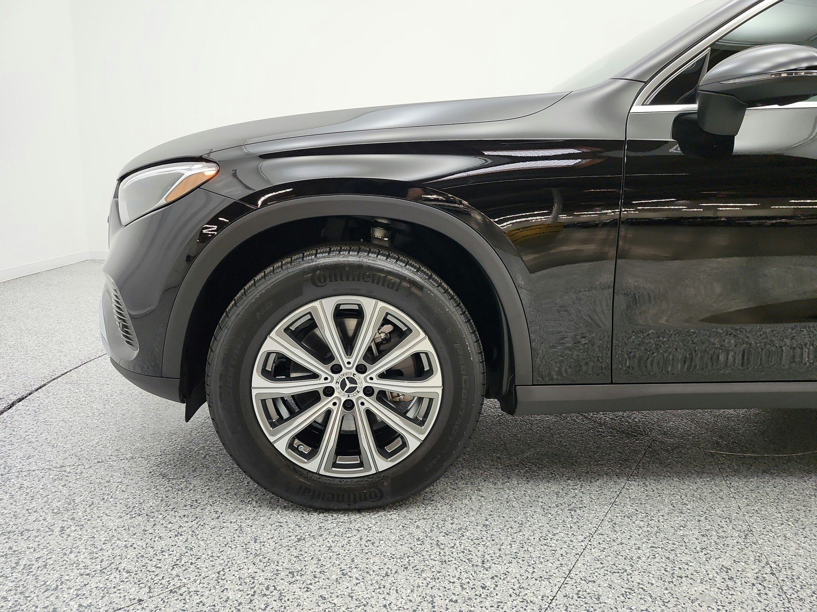 Certified Used 2026 Black Mercedes-Benz GLC 300 SUV image 21