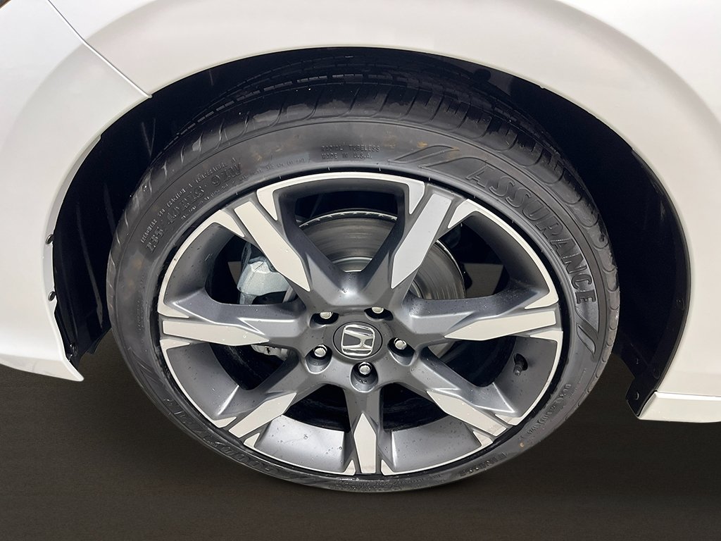 New 2026 Platinum White Pearl Honda Sport Touring image 11