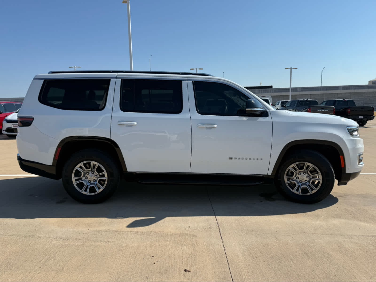 Used 2024 Bright White Clearcoat Jeep  image 5