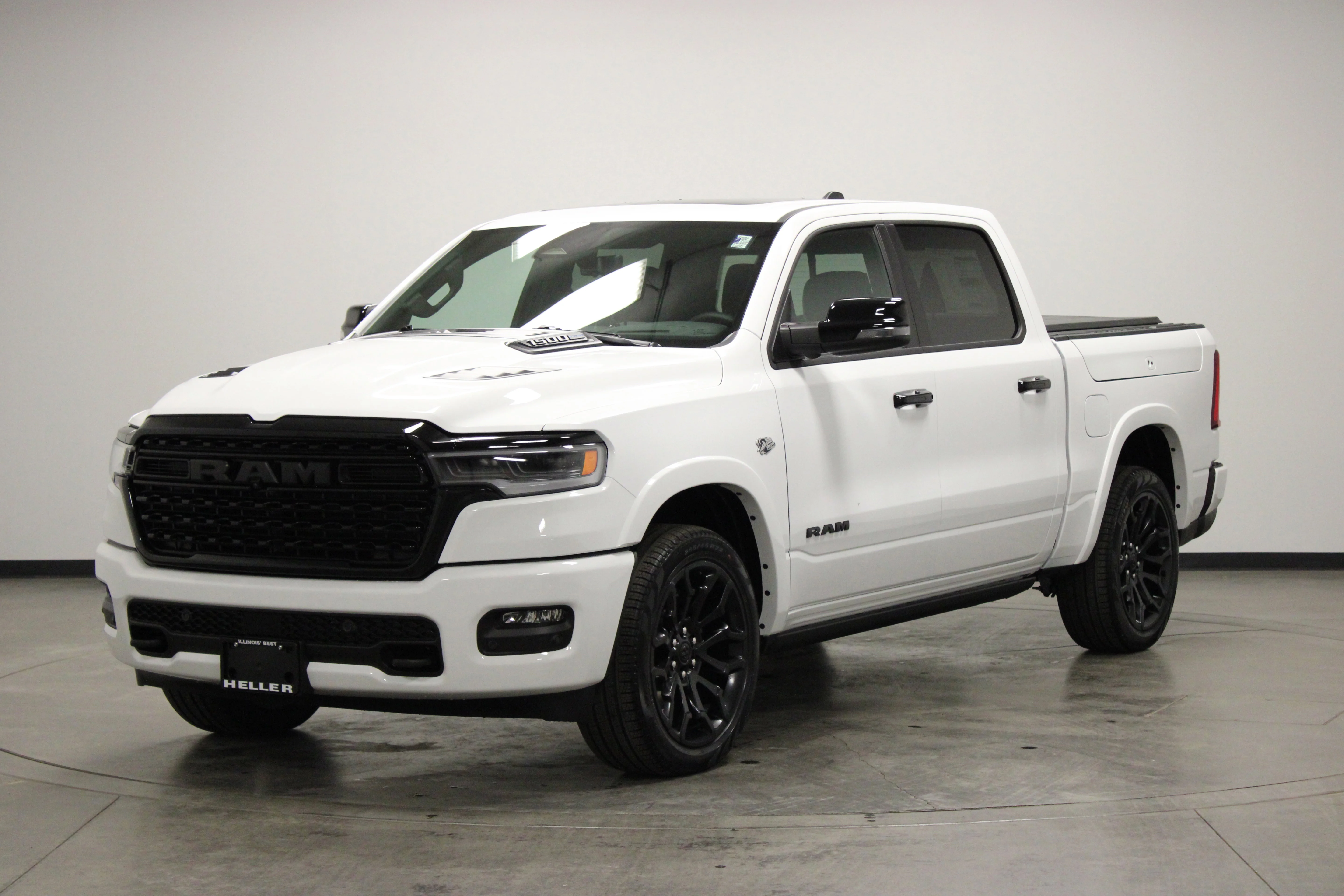 New 2026 Bright White Clear-Coat Exterior Paint RAM Limited image 4