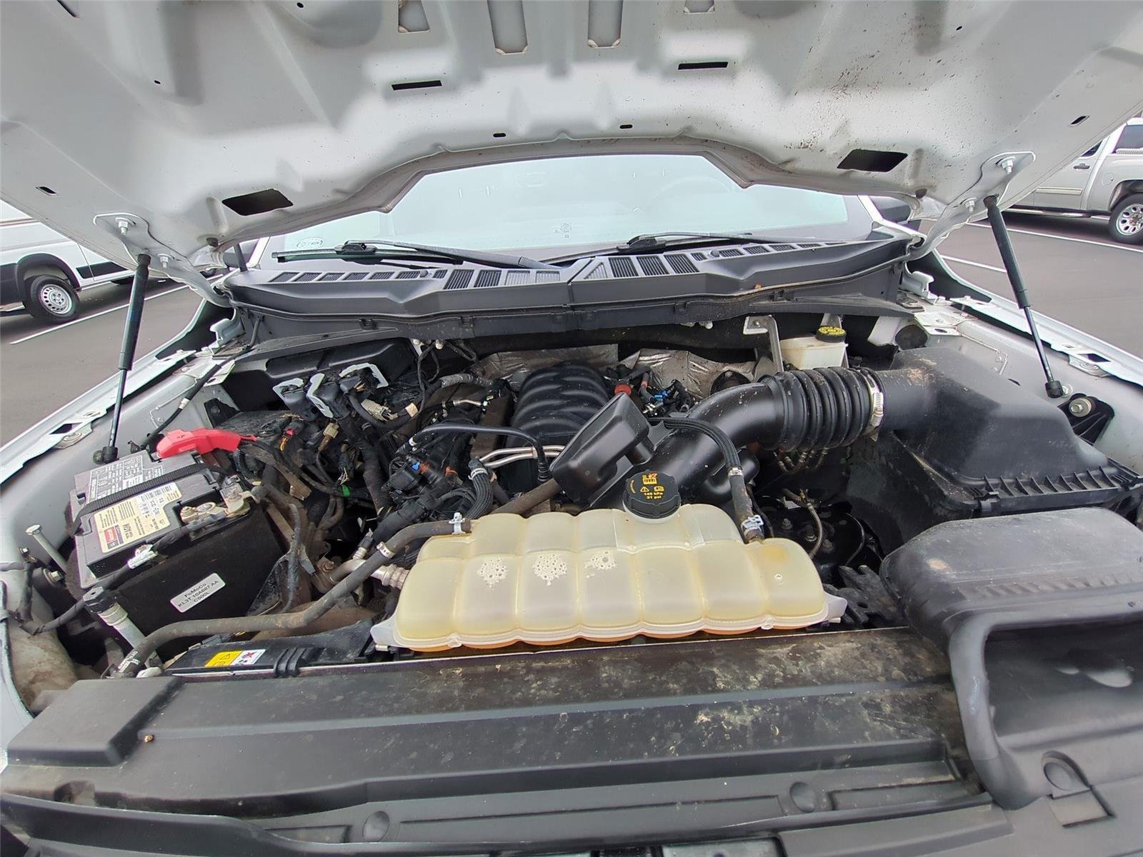 Used 2022 Oxford White Ford XL image 48