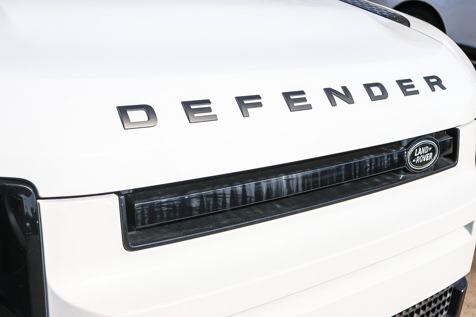 New 2026 Fuji White Land Rover X-Dynamic SE image 12