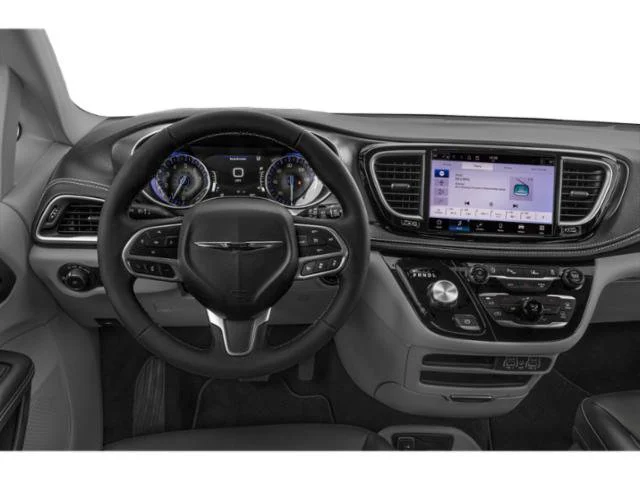 Used 2023 White Chrysler Touring L image 10
