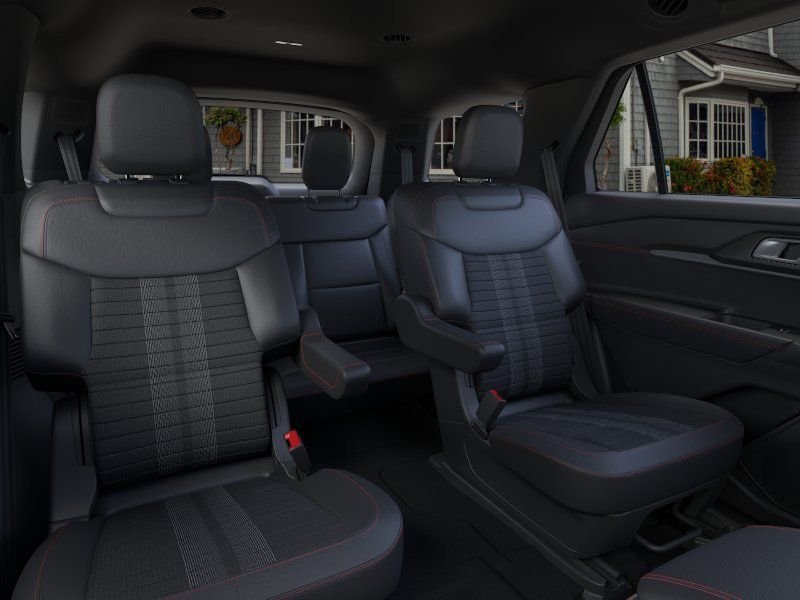 Used 2026 Carbonized Gray Metallic Ford ST-Line image 11