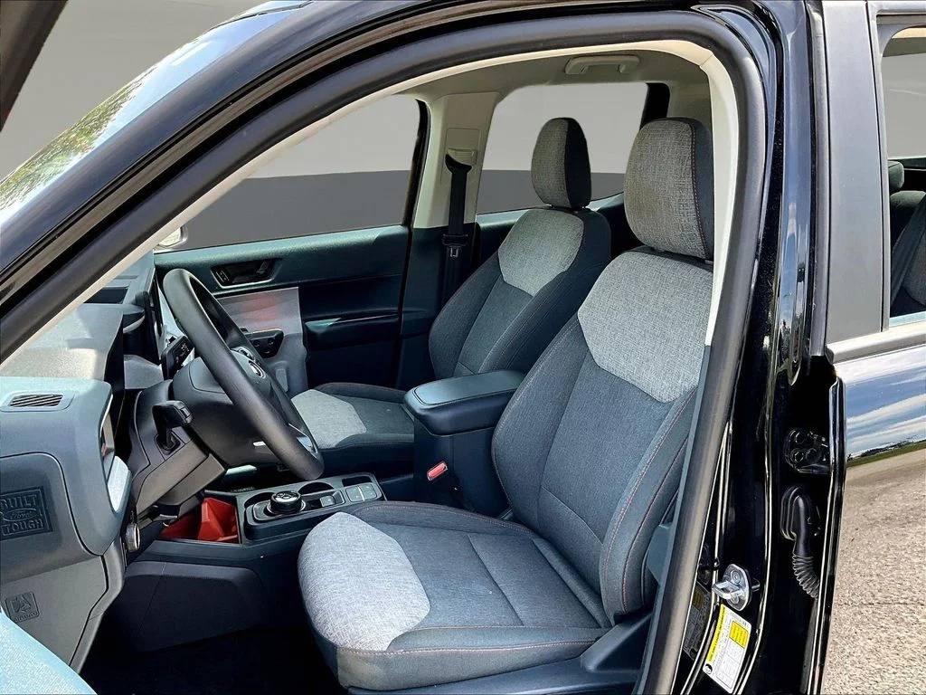 Used 2024 Black Ford XLT image 24