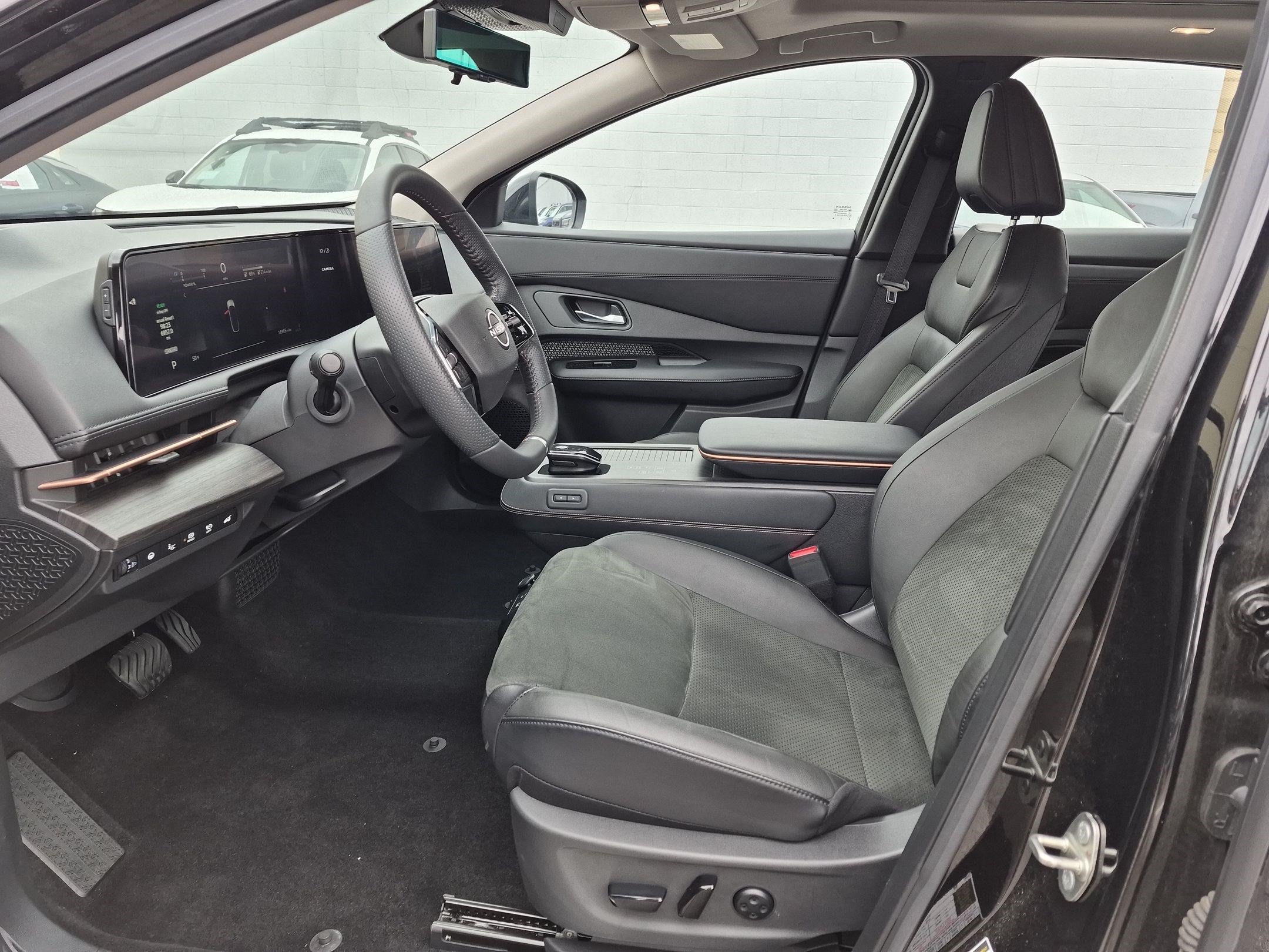 Certified Used 2024 Black Diamond Pearl Nissan EVOLVE+ image 16