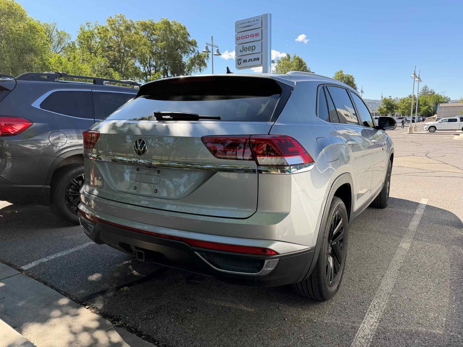 2023 Volkswagen Atlas Cross Sport SE w/Tech - Photo 6