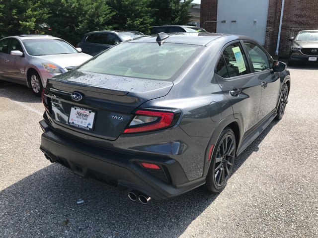 Used 2022 Magnetite Gray Metallic Subaru Limited image 8