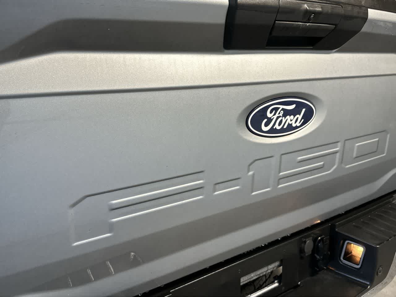 Used 2025 Iconic Silver Metallic Ford XLT image 10