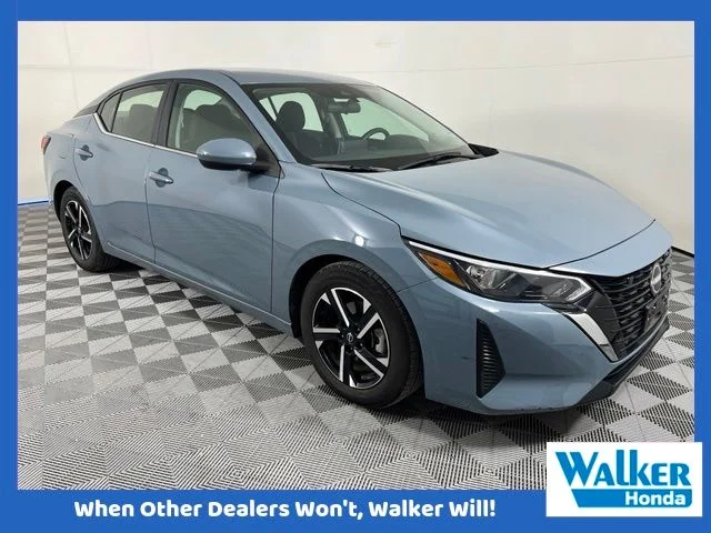 Used 2025 Gray Metallic Nissan SV image 1
