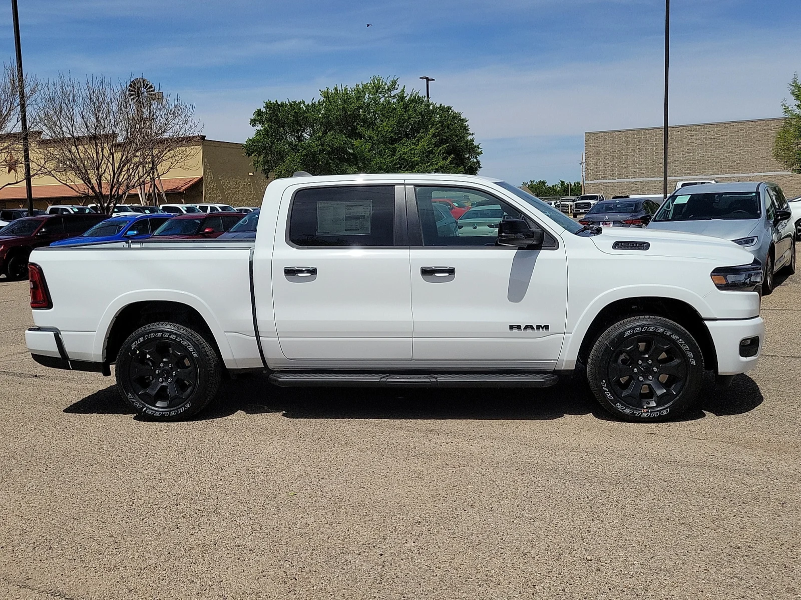 New 2026 PW7 Bright Whit Ram LONE STAR CREW CAB 4X4 5