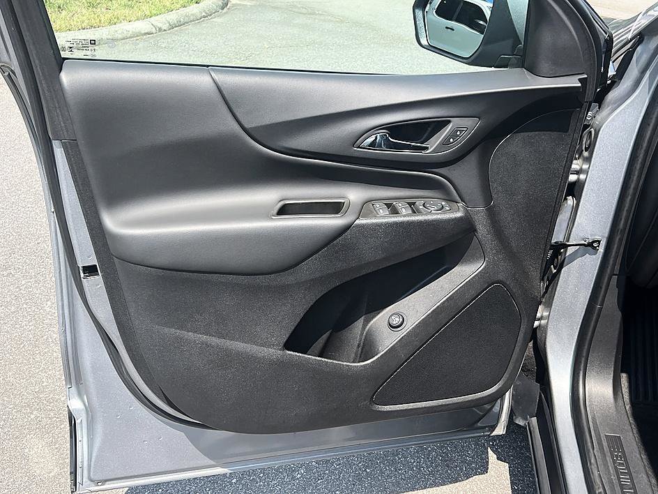 Used 2023 Sterling Gray Metallic Chevrolet LT image 20