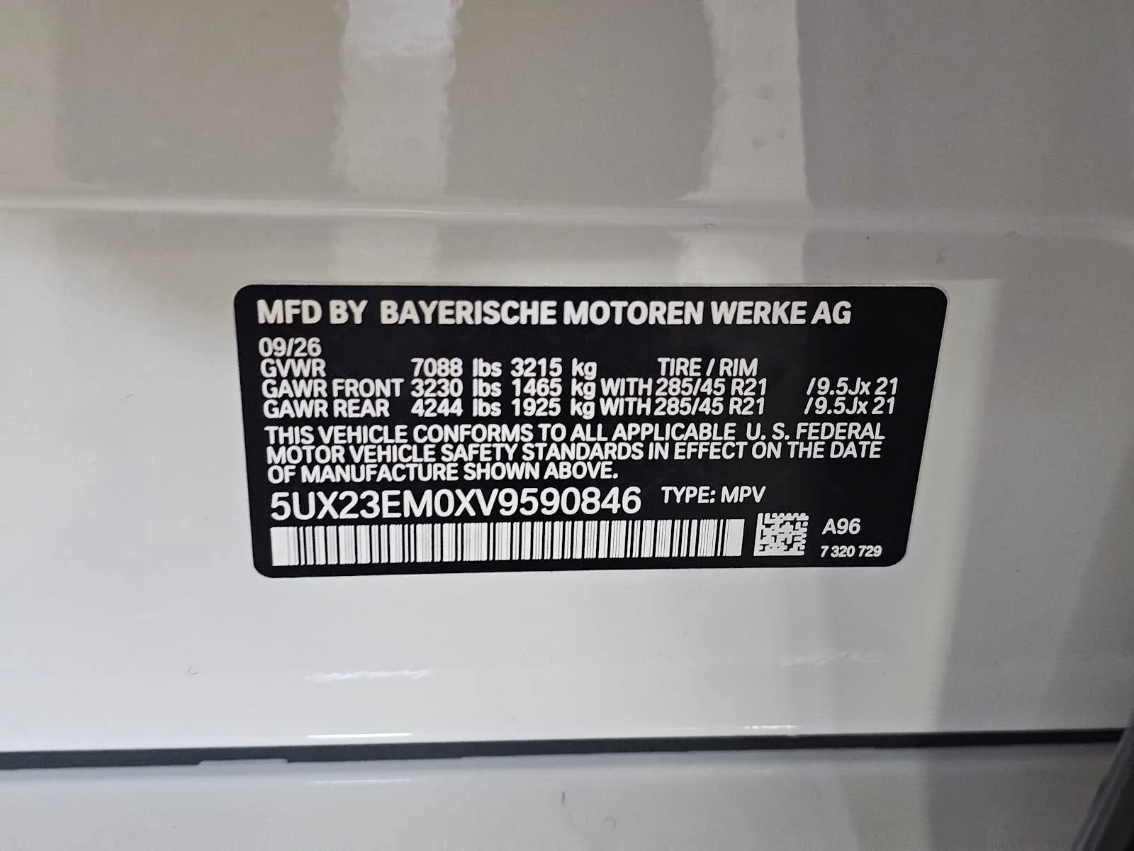 New 2027 Mineral White Metallic BMW xDrive40i image 35