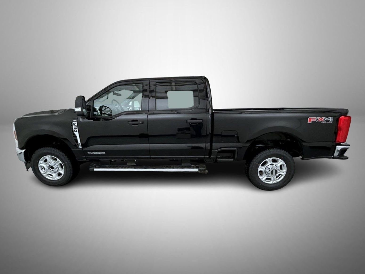 New 2026 Agate Black Metallic Ford XLT image 8