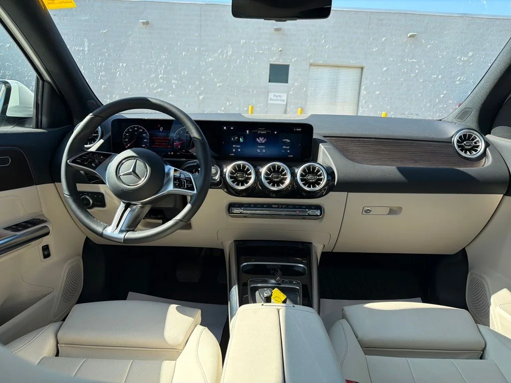 Used 2026 White Mercedes-Benz GLA 250 image 12