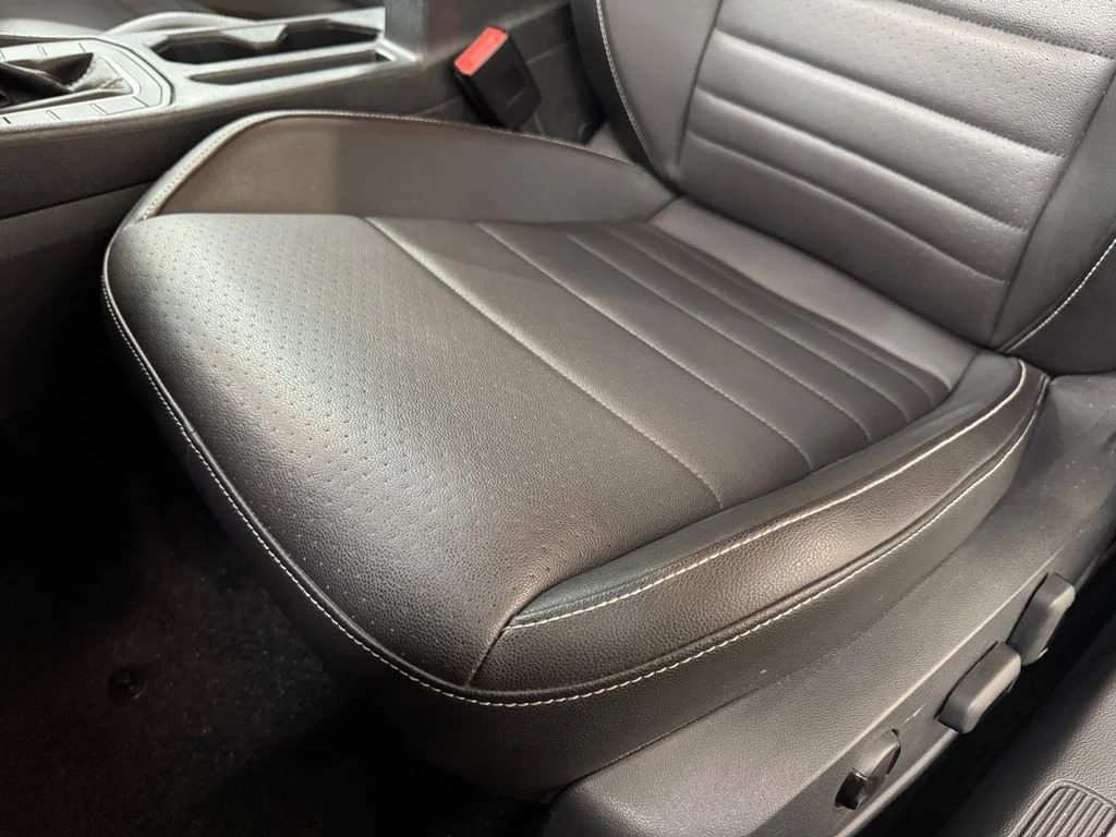 Used 2024 Silver Volkswagen 1.5T SE image 27
