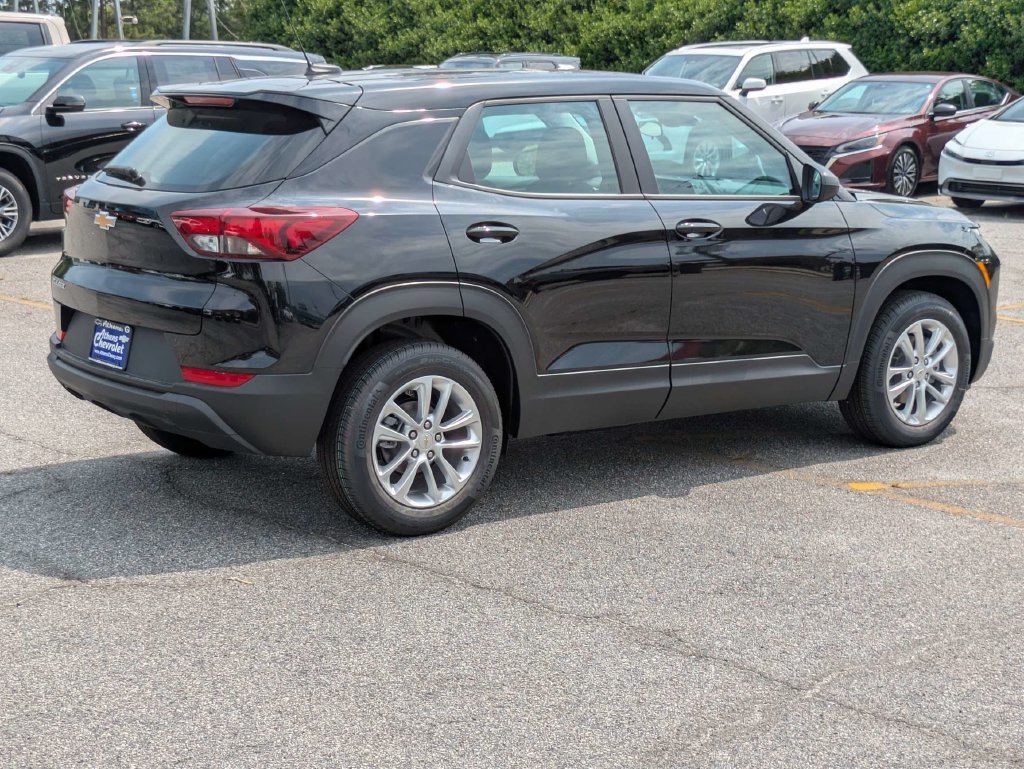 2026 Chevrolet Trailblazer LS - Photo 4